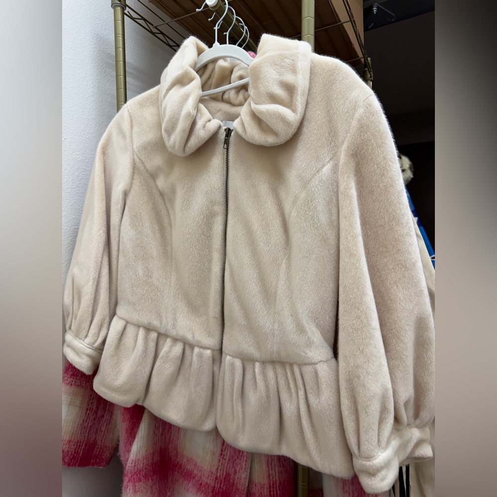 Elegant Cream Women's Jacket